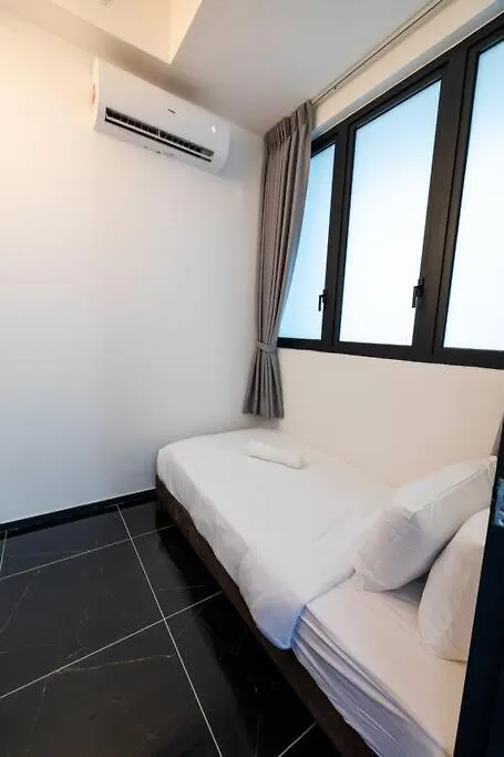Urban Suites With Spectacular High Floor View #3Br #10 Jelutong